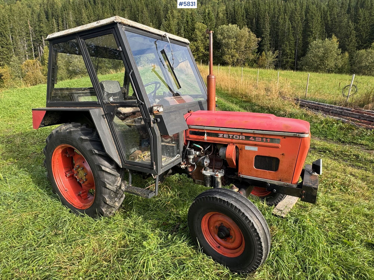 Zetor 4911 - Trator: foto 1 Zetor 4911 - Trator: foto 1