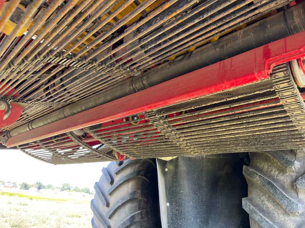 Grimme VARITRON 470 - Colheitadeira de batatas: foto 2 Grimme VARITRON 470 - Colheitadeira de batatas: foto 2