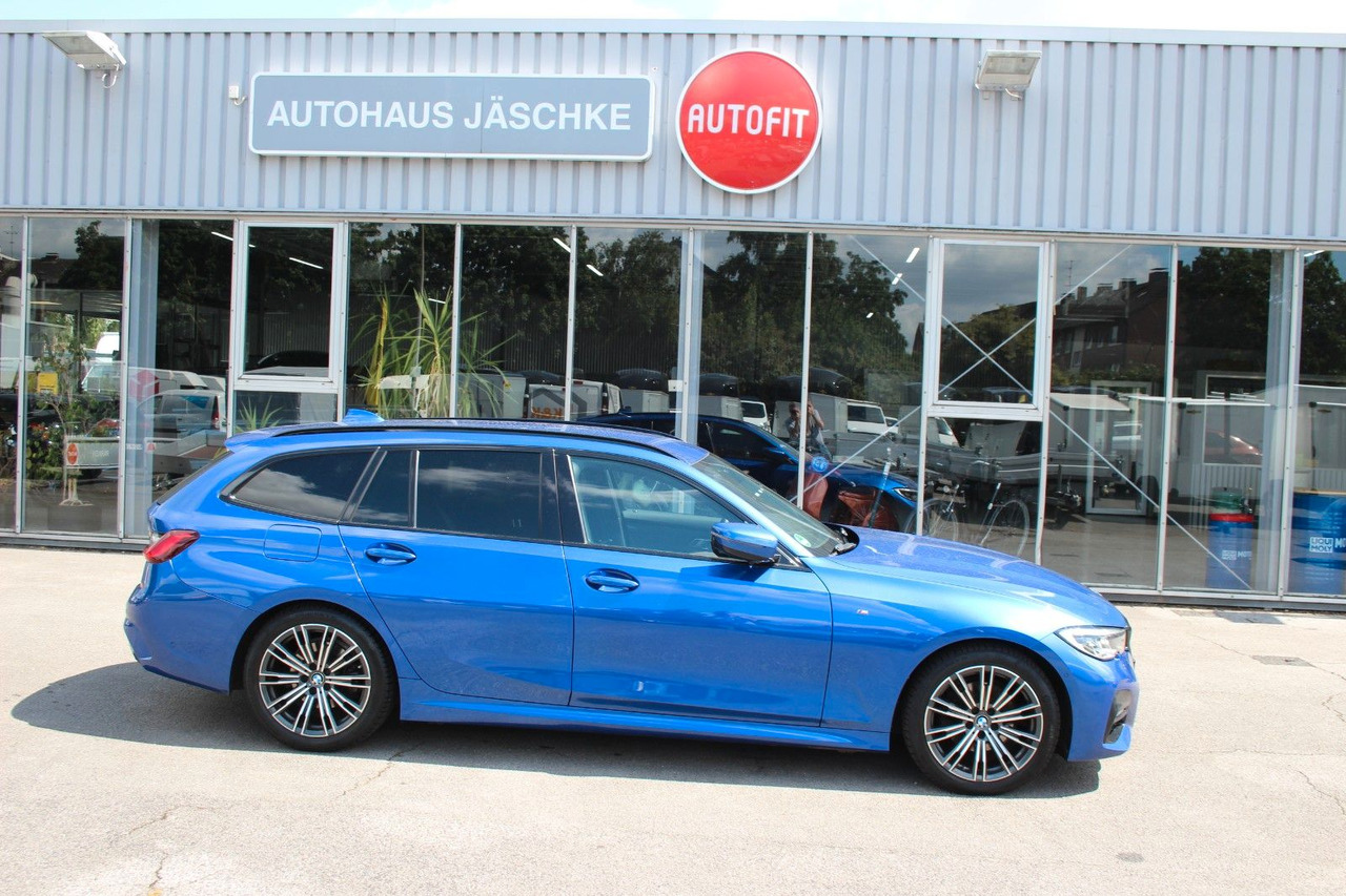 BMW 320 Touring d M Sport Laser Alcantara Harman Kar - Automóvel: foto 5 BMW 320 Touring d M Sport Laser Alcantara Harman Kar - Automóvel: foto 5