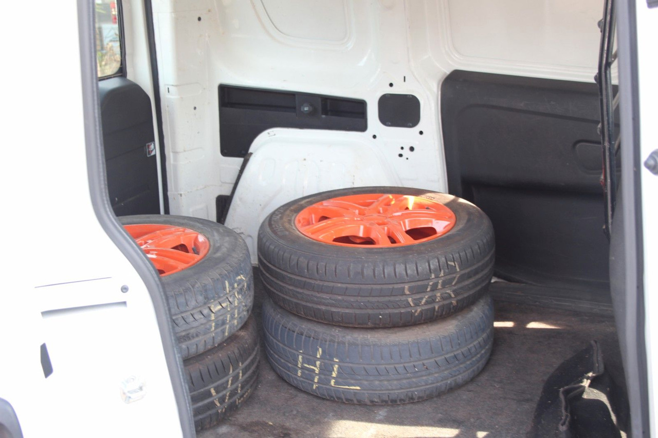 Furgão compacto Fiat Doblo SX Kasten Klima AHK Dachträger: foto 12 Furgão compacto Fiat Doblo SX Kasten Klima AHK Dachträger: foto 12