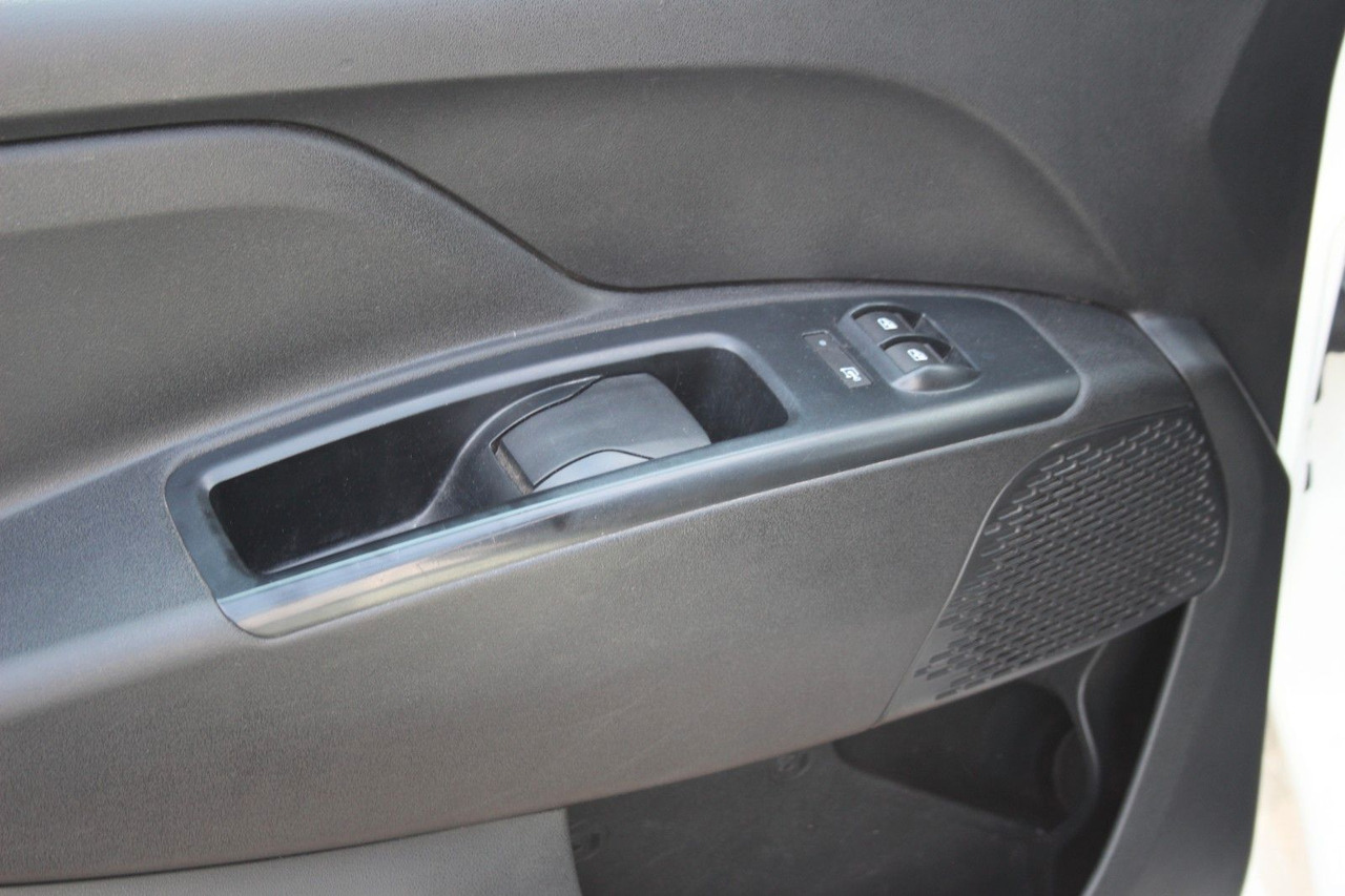 Furgão compacto Fiat Doblo SX Kasten Klima AHK Dachträger: foto 7 Furgão compacto Fiat Doblo SX Kasten Klima AHK Dachträger: foto 7