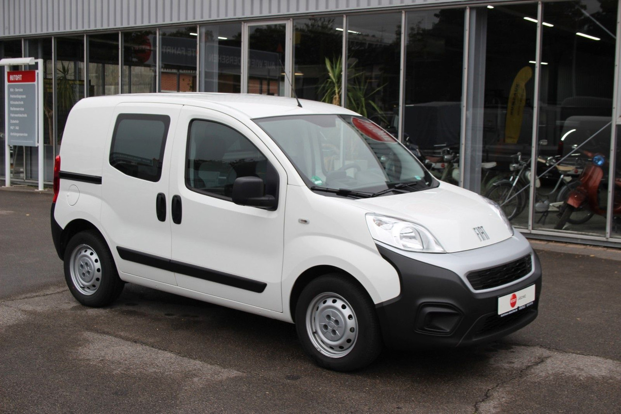 Fiat Fiorino SX Kasten Klima Sitzhzg 7600 km - Automóvel: foto 2 Fiat Fiorino SX Kasten Klima Sitzhzg 7600 km - Automóvel: foto 2