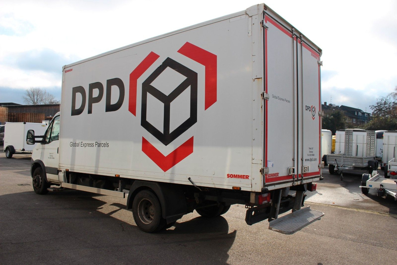 Iveco Daily 70C17 Koffer - Carrinha de contentor: foto 4 Iveco Daily 70C17 Koffer - Carrinha de contentor: foto 4