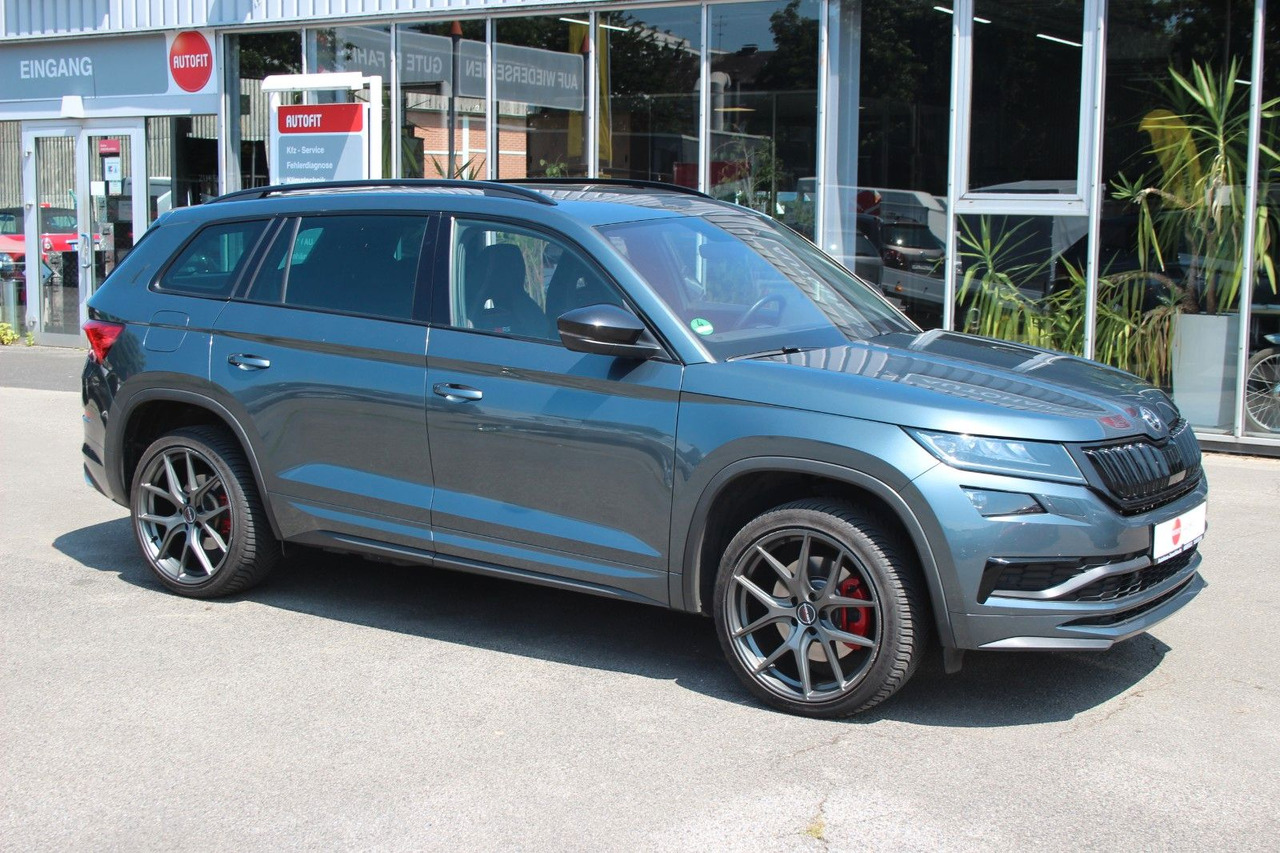 Skoda Kodiaq RS 4x4 ACC Std-Hzg Pano Alcant LED Canton - SUV: foto 1 Skoda Kodiaq RS 4x4 ACC Std-Hzg Pano Alcant LED Canton - SUV: foto 1