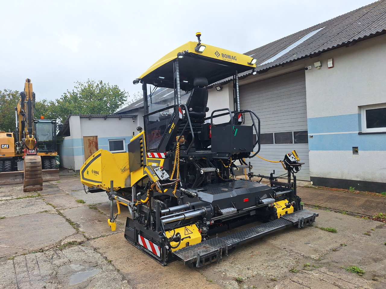 Bomag Bf 300C-3 - Acabadora: foto 4 Bomag Bf 300C-3 - Acabadora: foto 4
