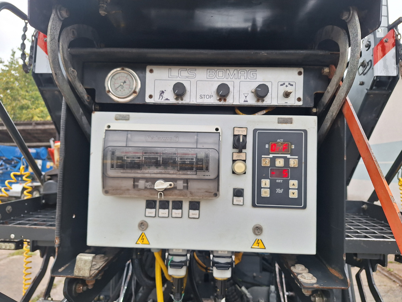 Acabadora Bomag Bf 300C-3: foto 10