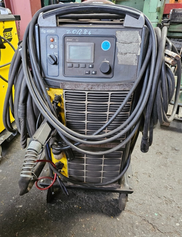 ESAB AB Tig 400iw - Equipamento para soldagem: foto 1 ESAB AB Tig 400iw - Equipamento para soldagem: foto 1