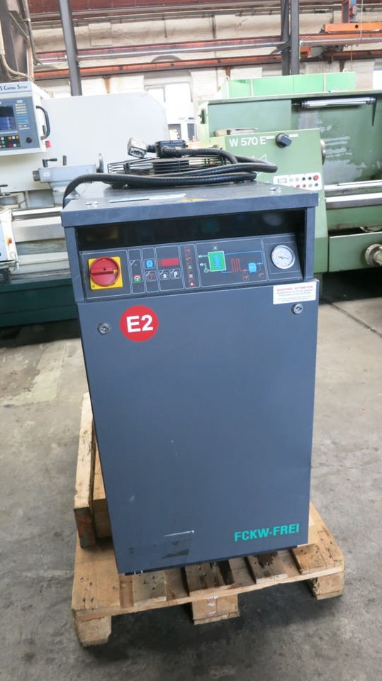 REGLOPLAS MKUK0100 /TAE015 - Equipamento de climatização industrial: foto 1 REGLOPLAS MKUK0100 /TAE015 - Equipamento de climatização industrial: foto 1