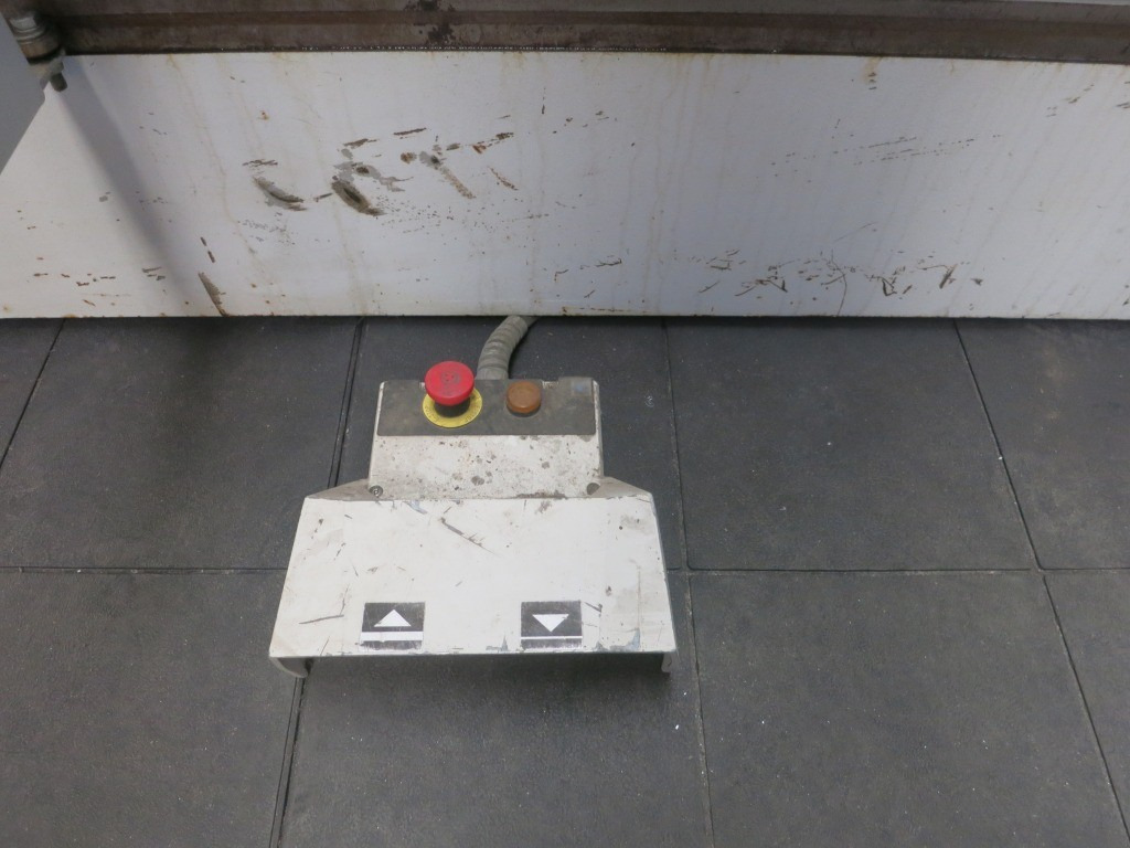 TRUMPF Trubent 3120 - Prensa dobradeira: foto 3 TRUMPF Trubent 3120 - Prensa dobradeira: foto 3