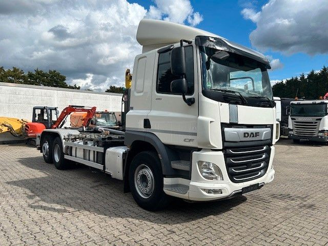 DAF CF 450 Abroller 6x2 - Caminhão polibenne: foto 1 DAF CF 450 Abroller 6x2 - Caminhão polibenne: foto 1