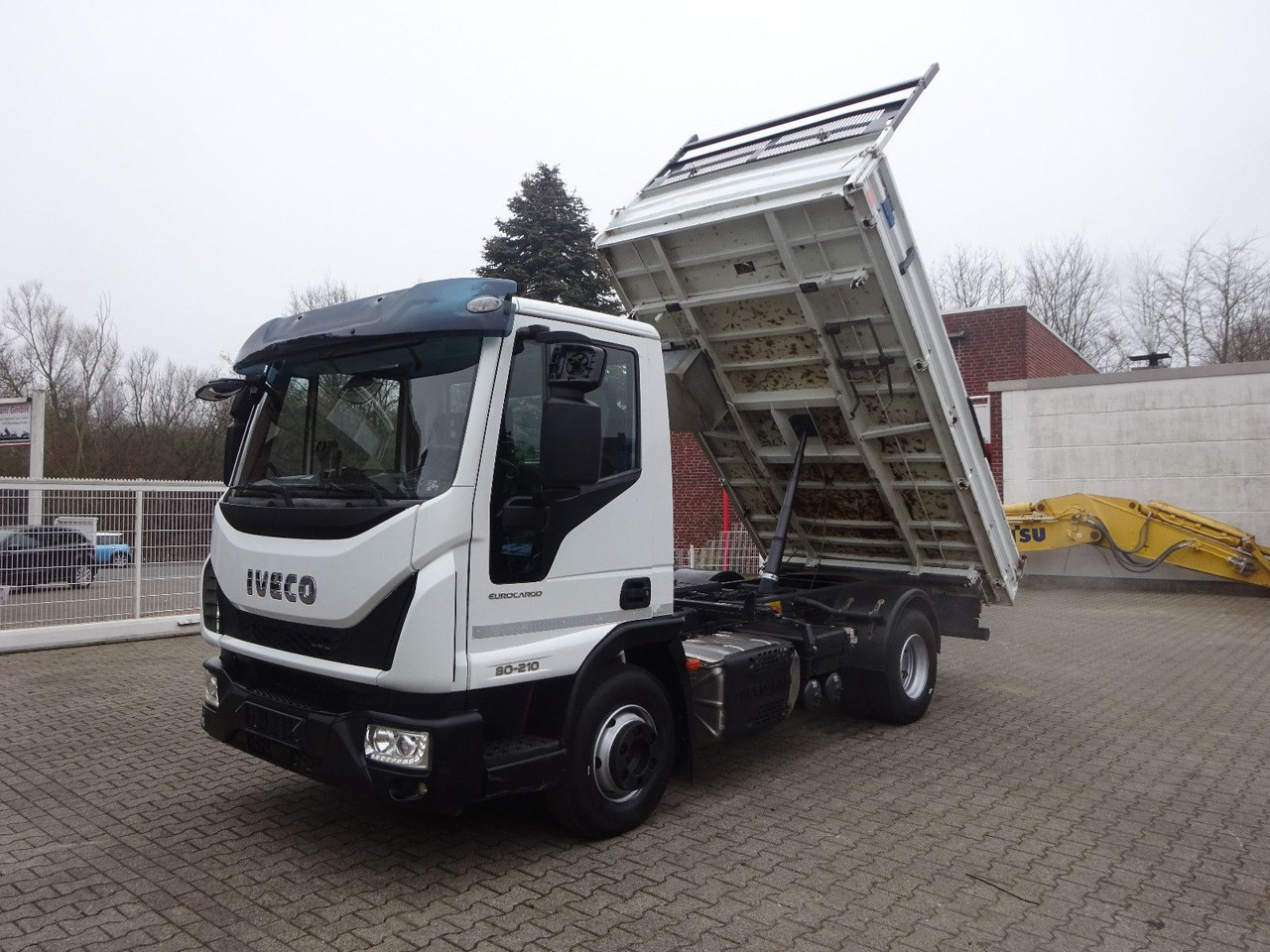 Iveco 80-120 Eurocargo MEILLER 3SKipper 4x2 - Caminhão basculante: foto 1 Iveco 80-120 Eurocargo MEILLER 3SKipper 4x2 - Caminhão basculante: foto 1