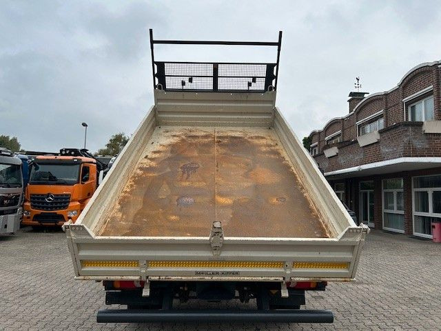 Iveco 80-210 Eurocargo MEILLER 3Skipper 4x2 - Caminhão basculante: foto 4 Iveco 80-210 Eurocargo MEILLER 3Skipper 4x2 - Caminhão basculante: foto 4