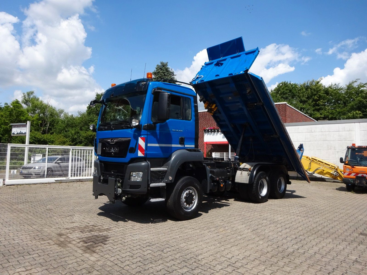 MAN 26.420 TGS MEILER 3Skipper + Bordmatik 6x6 - Caminhão basculante, Caminhão grua: foto 1 MAN 26.420 TGS MEILER 3Skipper + Bordmatik 6x6 - Caminhão basculante, Caminhão grua: foto 1