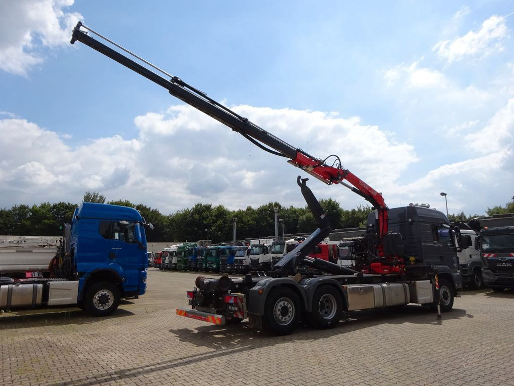 MAN 26.500 Abroller + Fassi F125A Kran 6x2-4 Allrad - Caminhão polibenne, Caminhão grua: foto 5 MAN 26.500 Abroller + Fassi F125A Kran 6x2-4 Allrad - Caminhão polibenne, Caminhão grua: foto 5