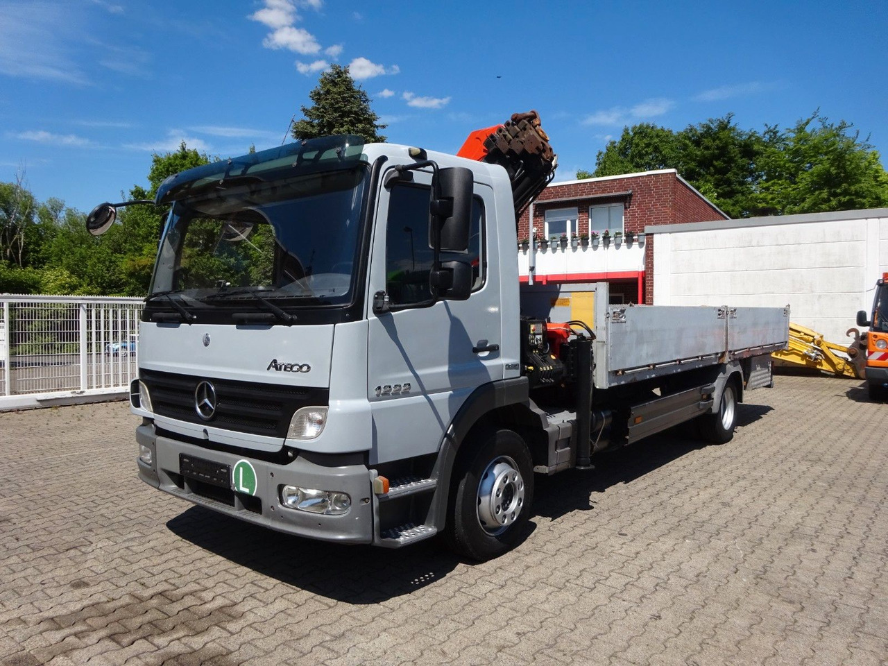Camião de caixa aberta/ Plataforma, Caminhão grua Mercedes-Benz 1222 Atego mit Palfinger PK8501 Kran 4x2: foto 8