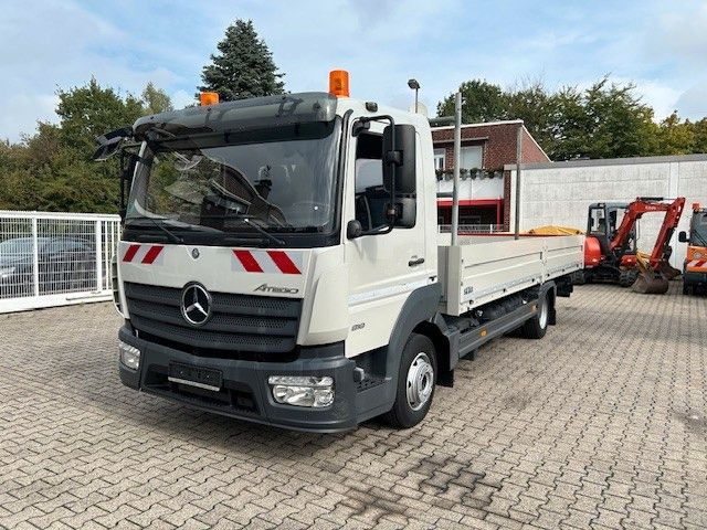Mercedes-Benz 818 Atego NEUE Pritsche 4x2 - Furgão caixa aberta: foto 1 Mercedes-Benz 818 Atego NEUE Pritsche 4x2 - Furgão caixa aberta: foto 1