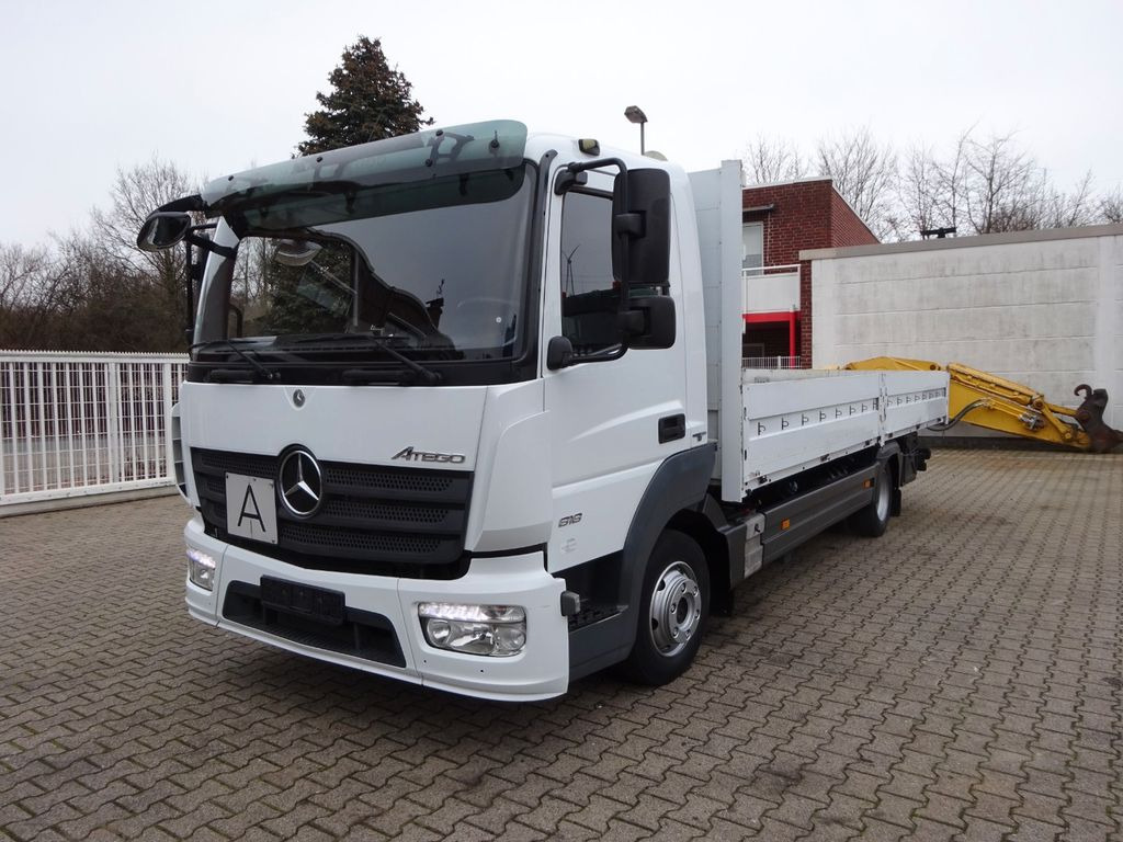 Mercedes-Benz 818 Atego Pritsche - Camião de caixa aberta/ Plataforma: foto 1 Mercedes-Benz 818 Atego Pritsche - Camião de caixa aberta/ Plataforma: foto 1
