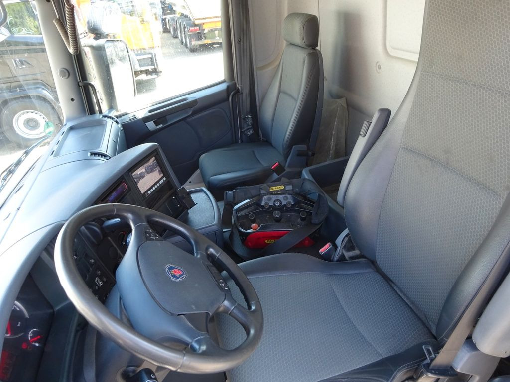 Caminhão grua Scania PK 200002SH - 200Tonnen-Meter-Kran + Seilwinde: foto 19