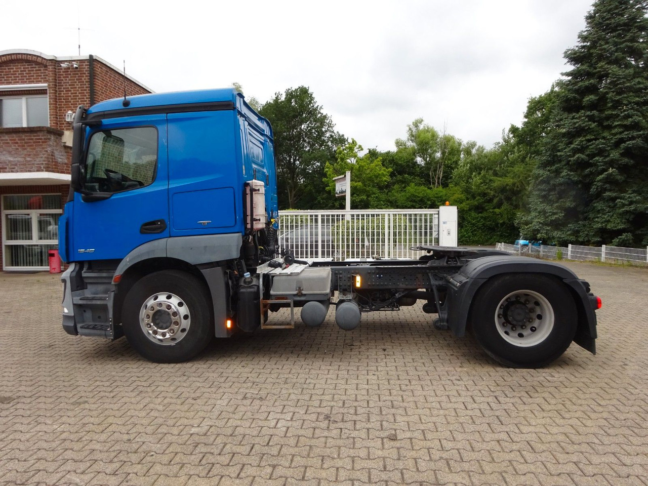Mercedes-Benz 1840 Actros SZM 4x2 - Tractor: foto 3 Mercedes-Benz 1840 Actros SZM 4x2 - Tractor: foto 3