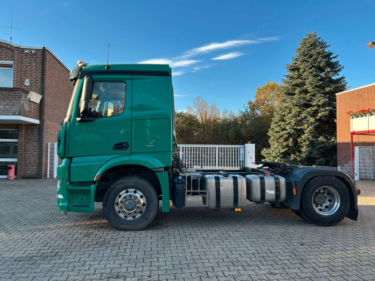 Mercedes-Benz Arocs 1845 SZM 4x4 HAD - Tractor: foto 5 Mercedes-Benz Arocs 1845 SZM 4x4 HAD - Tractor: foto 5