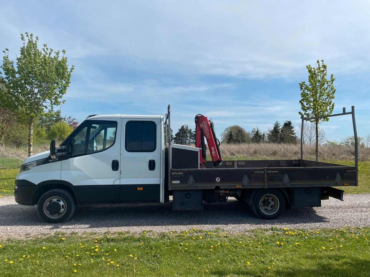Iveco Daily 3.0 Fahrgestell Doppelkabine 50 C *Crane* - Furgão caixa aberta, Carrinha cabine dupla: foto 1 Iveco Daily 3.0 Fahrgestell Doppelkabine 50 C *Crane* - Furgão caixa aberta, Carrinha cabine dupla: foto 1