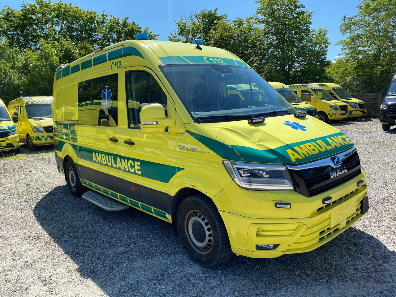 MAN TGE 4.180 Ambulance * 28 000 € netto - Ambulância: foto 2 MAN TGE 4.180 Ambulance * 28 000 € netto - Ambulância: foto 2