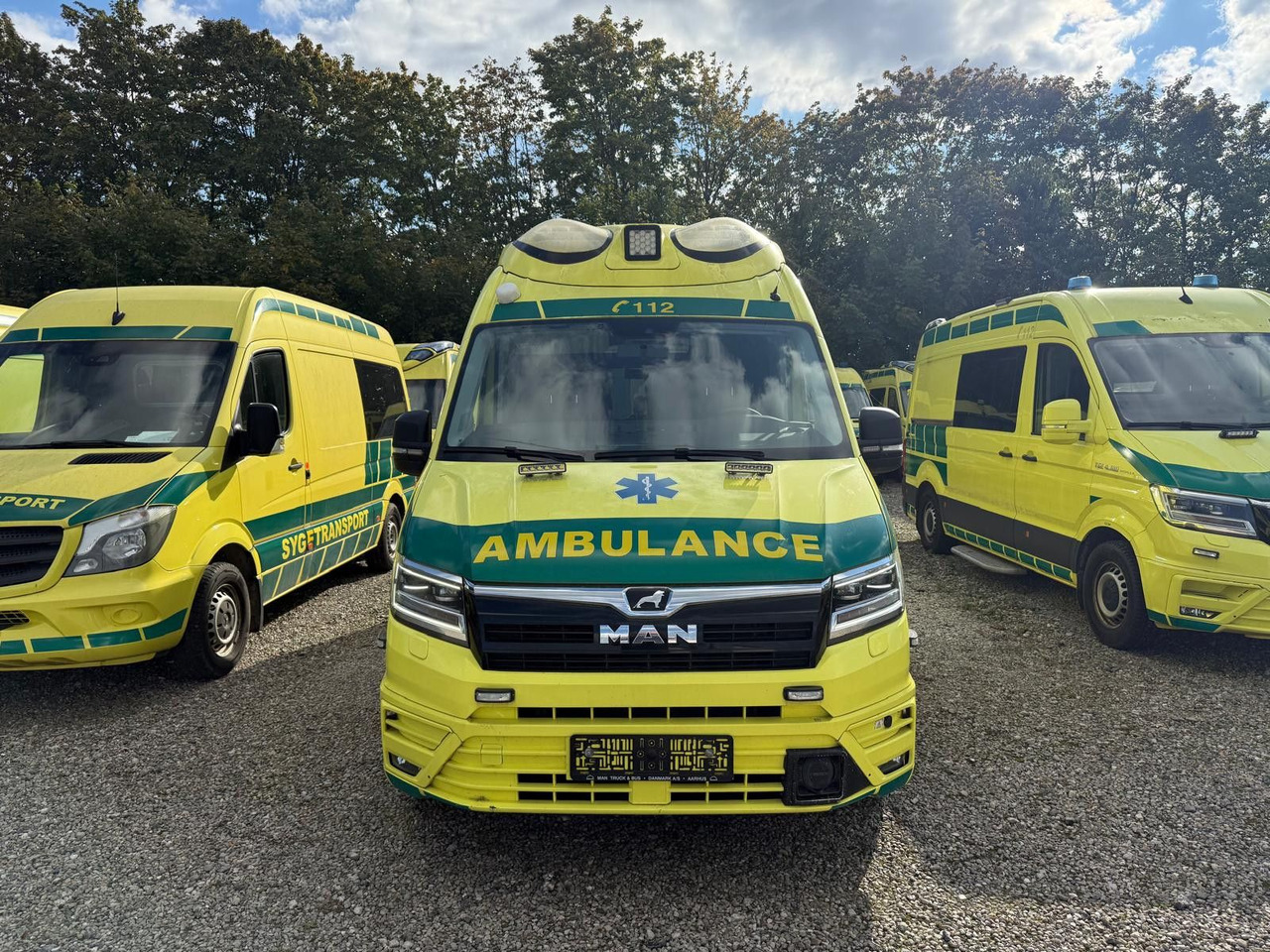 MAN TGE 4.180 Ambulance * 33 400 € netto - Ambulância: foto 5 MAN TGE 4.180 Ambulance * 33 400 € netto - Ambulância: foto 5