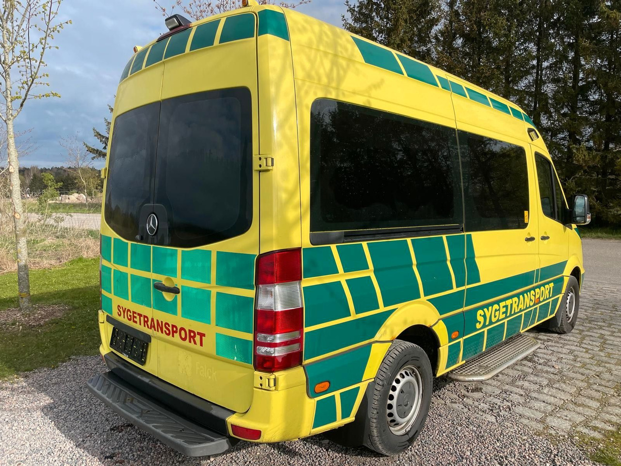 Mercedes-Benz Sprinter II Kasten 316 CDI Ambulance * - Ambulância: foto 5 Mercedes-Benz Sprinter II Kasten 316 CDI Ambulance * - Ambulância: foto 5