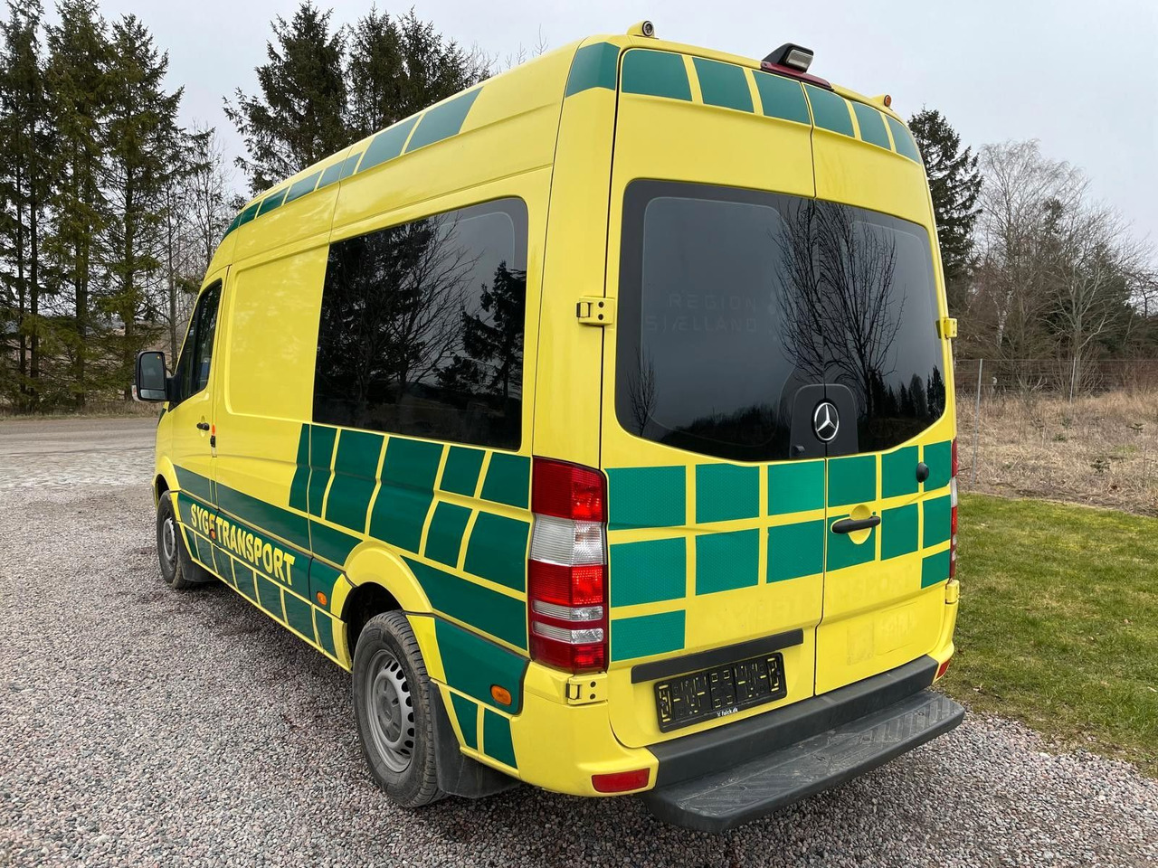 Mercedes-Benz Sprinter II Kasten 316 CDI Ambulance * - Ambulância: foto 3 Mercedes-Benz Sprinter II Kasten 316 CDI Ambulance * - Ambulância: foto 3
