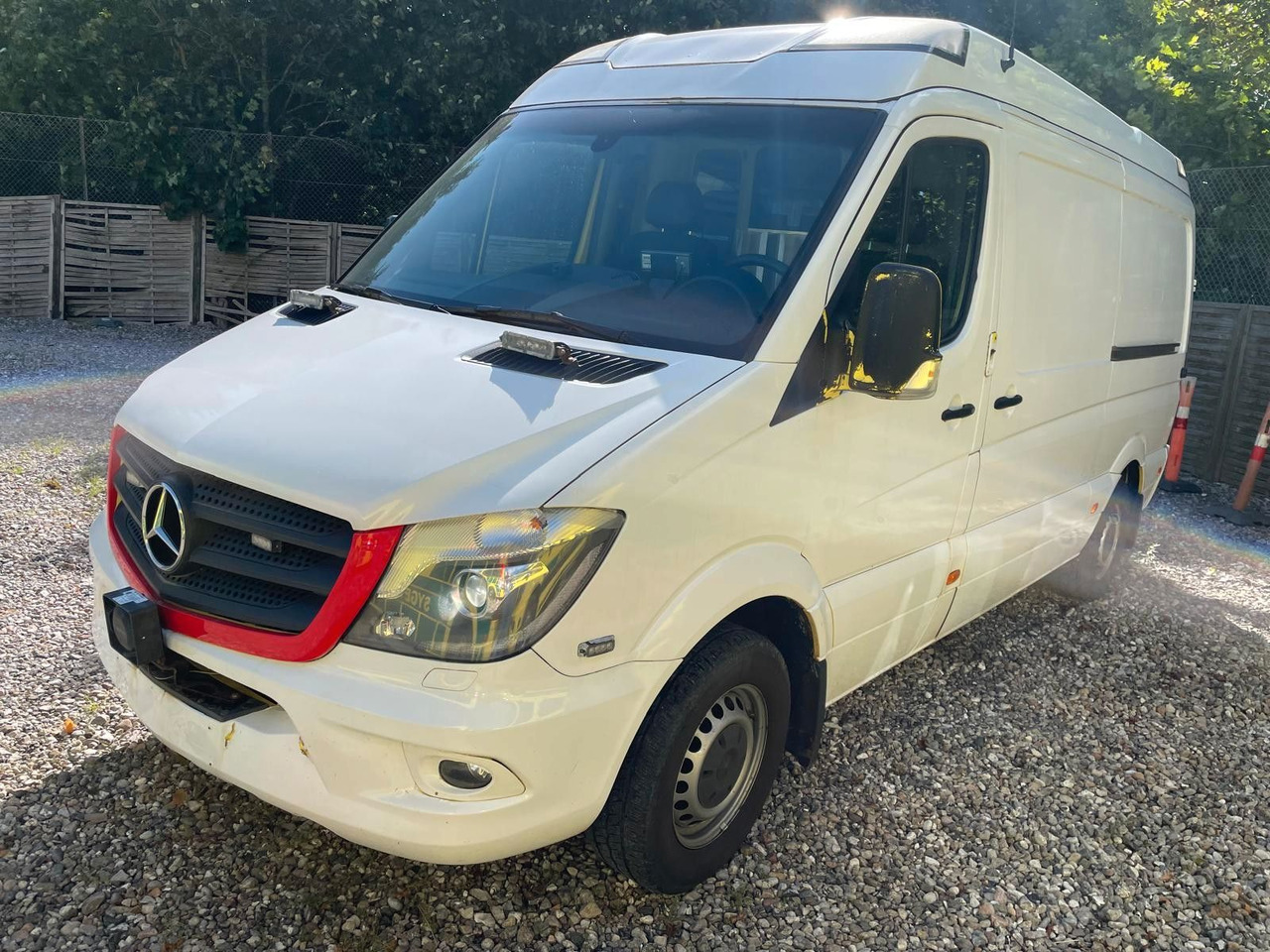 Mercedes-Benz Sprinter II Kasten 316 CDI Aut *Ambulance - Ambulância: foto 1 Mercedes-Benz Sprinter II Kasten 316 CDI Aut *Ambulance - Ambulância: foto 1