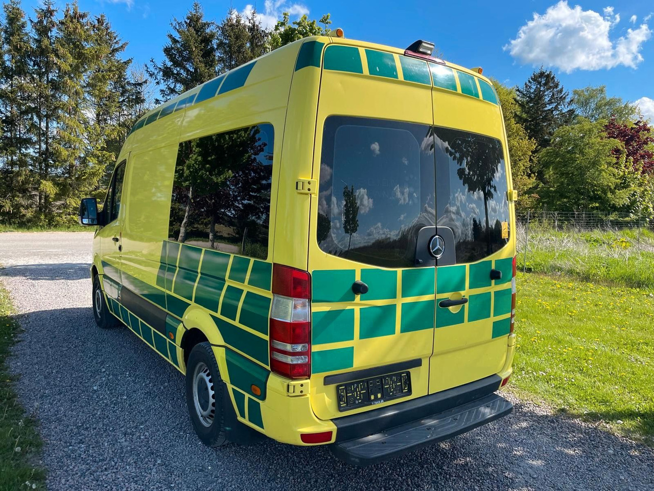 Mercedes-Benz Sprinter II Kasten 316 CDI Aut Ambulance* - Ambulância: foto 3 Mercedes-Benz Sprinter II Kasten 316 CDI Aut Ambulance* - Ambulância: foto 3