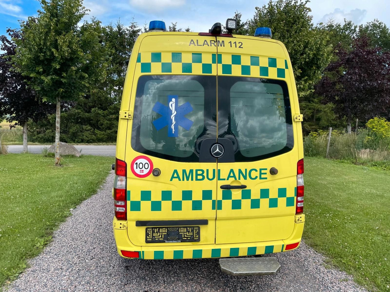 Mercedes-Benz Sprinter II Kasten 316 CDI Aut *Ambulance - Ambulância: foto 4 Mercedes-Benz Sprinter II Kasten 316 CDI Aut *Ambulance - Ambulância: foto 4