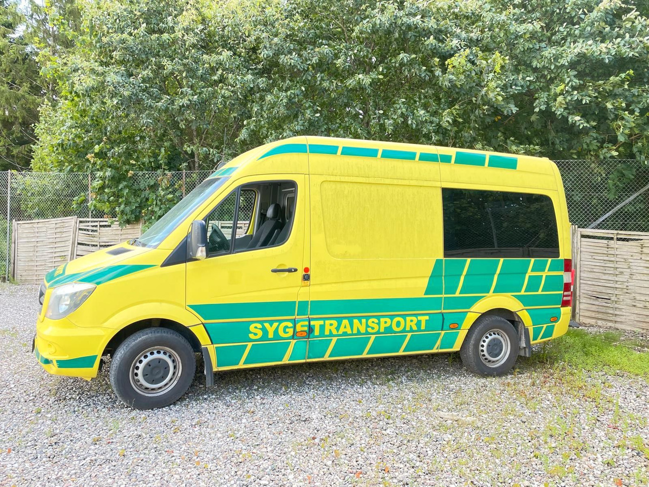 Mercedes-Benz Sprinter II Kasten 316CDI Aut *Ambulance - Ambulância: foto 2 Mercedes-Benz Sprinter II Kasten 316CDI Aut *Ambulance - Ambulância: foto 2