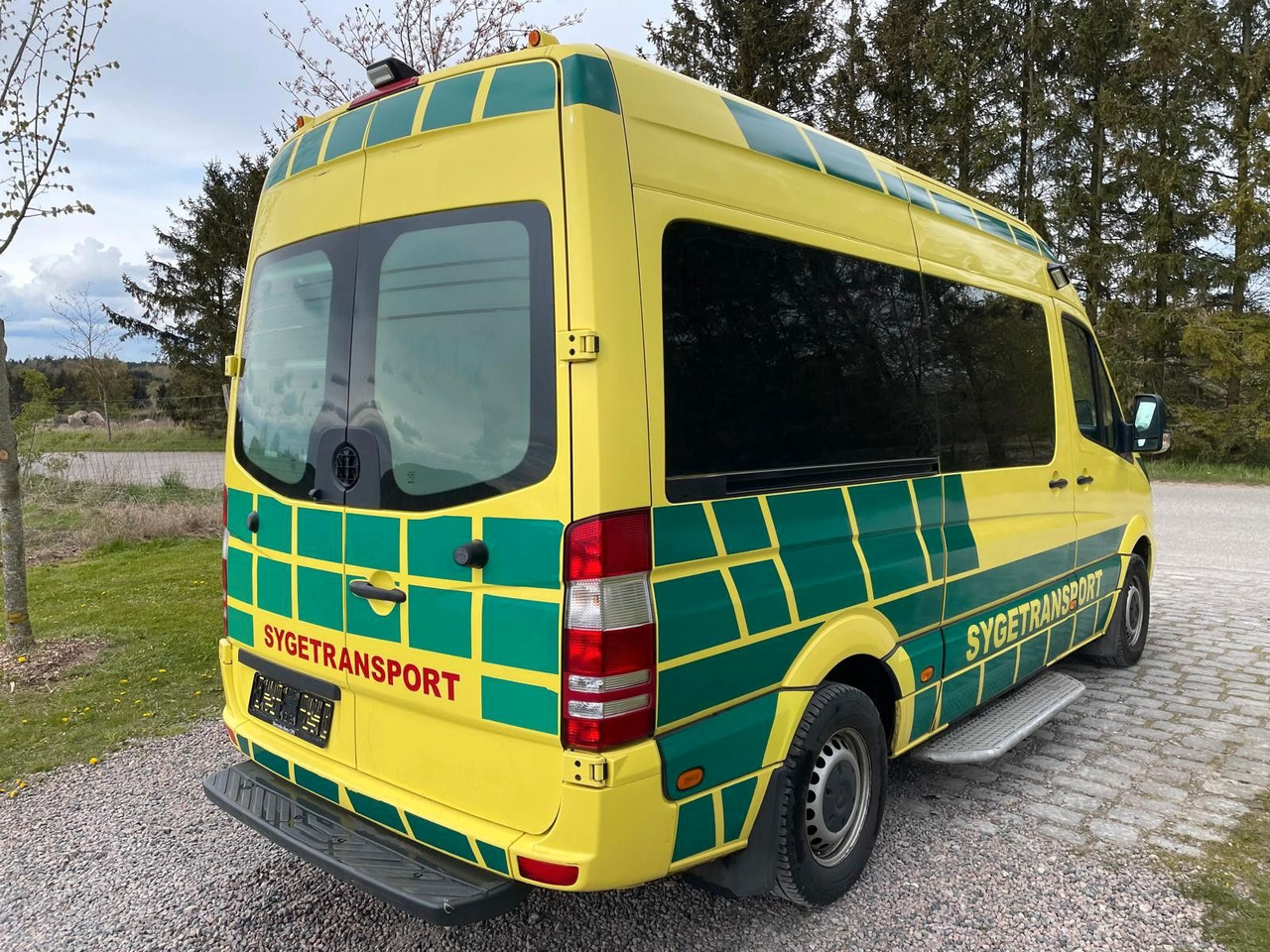 Mercedes-Benz Sprinter II kasten 316 CDI Aut - Ambulância: foto 5 Mercedes-Benz Sprinter II kasten 316 CDI Aut - Ambulância: foto 5