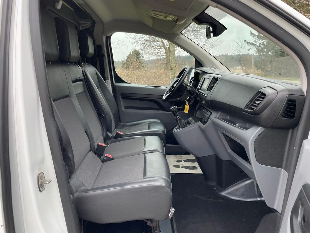 Locação de Opel Vivaro Kasten Edition M L2 2.0  Opel Vivaro Kasten Edition M L2 2.0: foto 15