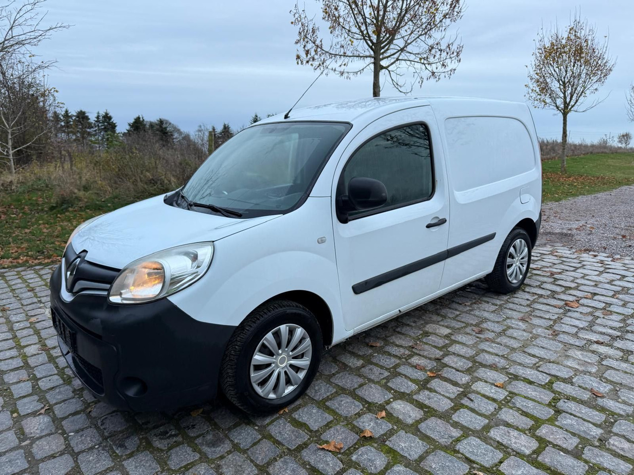 Renault Kangoo Rapid 1.5 dCi Basis *A/C - Furgão compacto: foto 2 Renault Kangoo Rapid 1.5 dCi Basis *A/C - Furgão compacto: foto 2