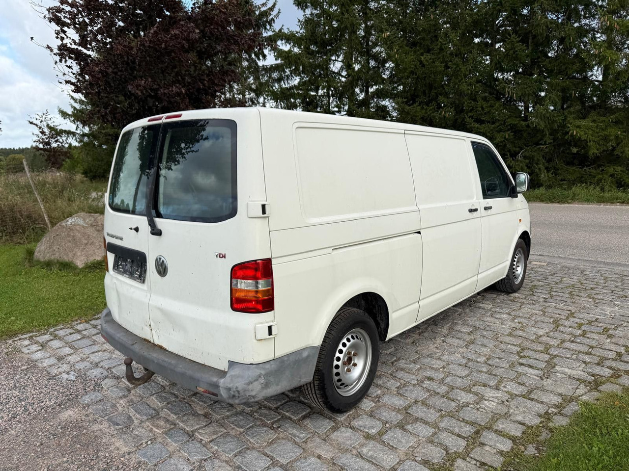Volkswagen T5 Transporter 2.5 TDI Kasten lang - Furgão compacto: foto 4 Volkswagen T5 Transporter 2.5 TDI Kasten lang - Furgão compacto: foto 4