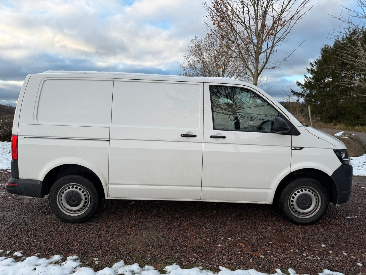 Volkswagen T6 Transporter Kasten Kombi - Furgão de passageiros: foto 5 Volkswagen T6 Transporter Kasten Kombi - Furgão de passageiros: foto 5