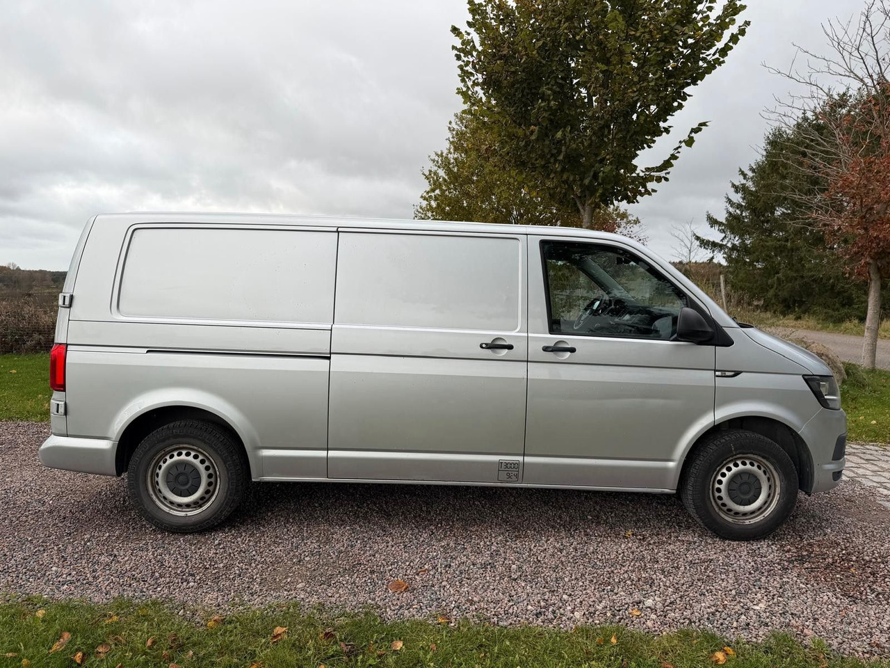 Volkswagen T6 Transporter Kasten lang - Furgão de passageiros: foto 5 Volkswagen T6 Transporter Kasten lang - Furgão de passageiros: foto 5