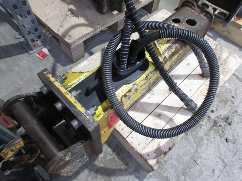 Atlas-Copco EC 40 T Hydraulikhammer 2.100 EUR - Martelo hidráulico de Máquina de construção: foto 2 Atlas-Copco EC 40 T Hydraulikhammer 2.100 EUR - Martelo hidráulico de Máquina de construção: foto 2