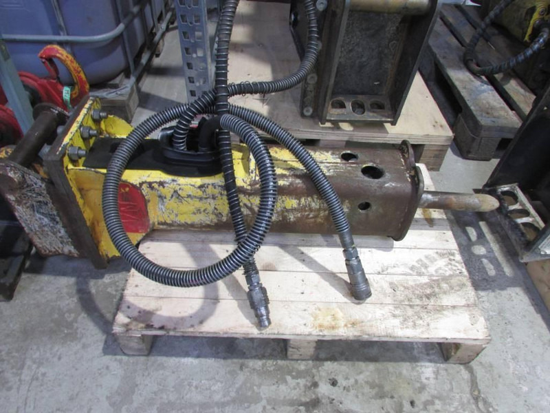 Atlas-Copco EC 40 T Hydraulikhammer 2.100 EUR - Martelo hidráulico de Máquina de construção: foto 1 Atlas-Copco EC 40 T Hydraulikhammer 2.100 EUR - Martelo hidráulico de Máquina de construção: foto 1