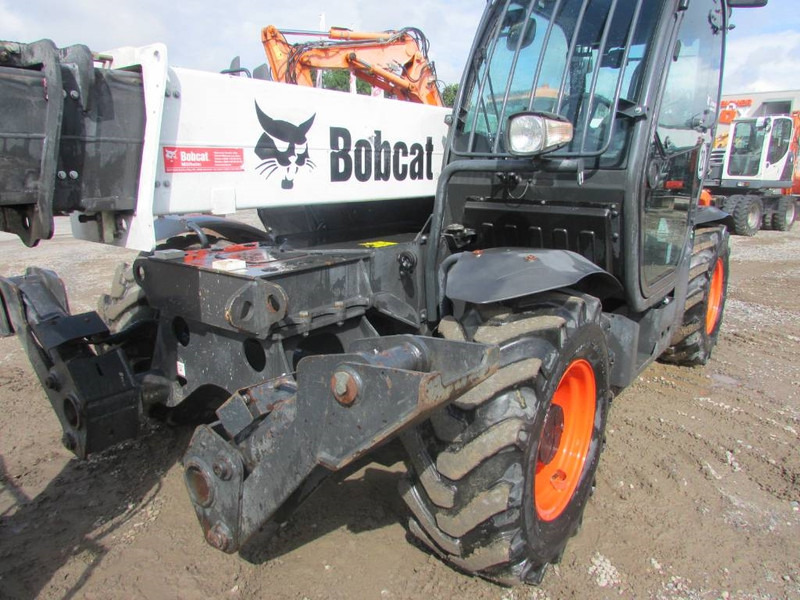 Bobcat T35.130 SB Teleskoplader 47.500 EUR - Empilhador telescópico: foto 3 Bobcat T35.130 SB Teleskoplader 47.500 EUR - Empilhador telescópico: foto 3