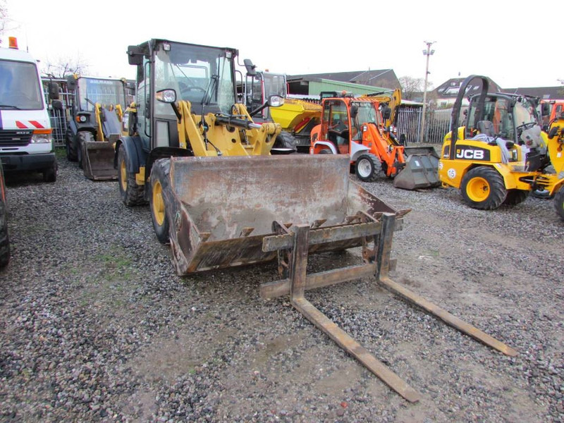 Cat 906 M Radlader 29.500 EUR - Carregadeira de rodas: foto 5 Cat 906 M Radlader 29.500 EUR - Carregadeira de rodas: foto 5