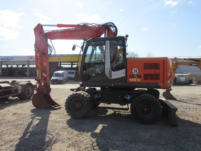 Hitachi ZX 140 W-3 Mobilbagger 45.000 EUR / Klima - Escavadeira de rodas: foto 2 Hitachi ZX 140 W-3 Mobilbagger 45.000 EUR / Klima - Escavadeira de rodas: foto 2