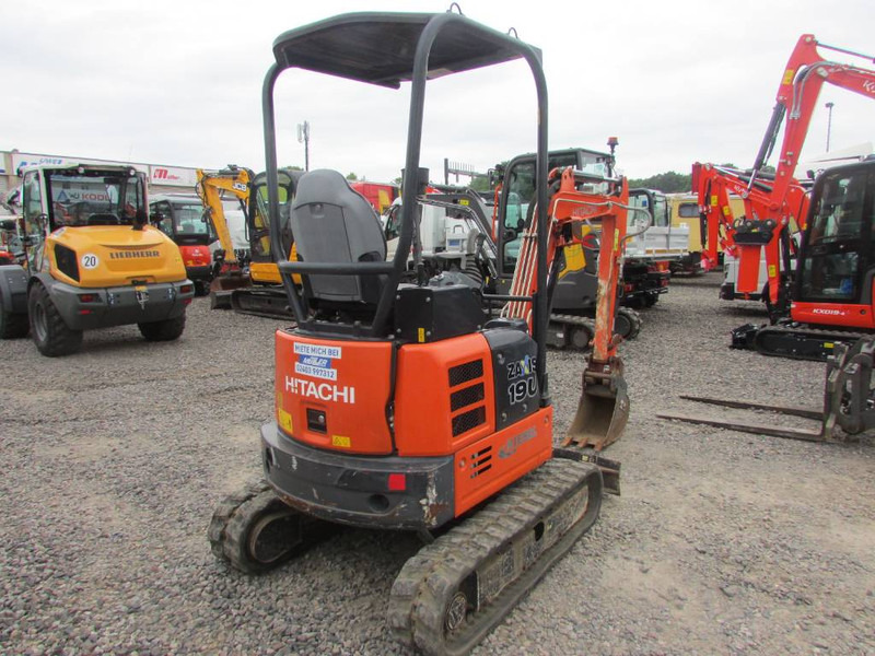 Hitachi ZX 19 U-5 Canopy Minibagger 14.000 EUR - Mini escavadeira: foto 4 Hitachi ZX 19 U-5 Canopy Minibagger 14.000 EUR - Mini escavadeira: foto 4