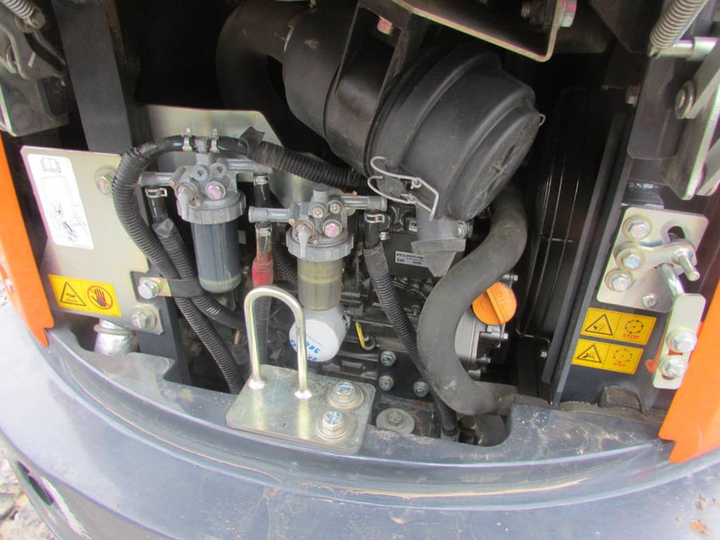 Hitachi ZX 19 U-5 Canopy Minibagger 14.000 EUR - Mini escavadeira: foto 5 Hitachi ZX 19 U-5 Canopy Minibagger 14.000 EUR - Mini escavadeira: foto 5