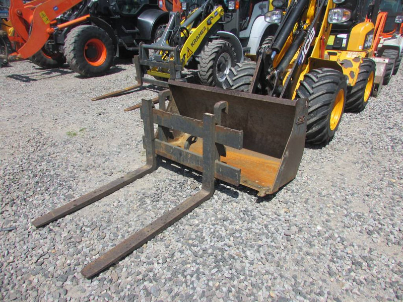 JCB 403 Radlader 22.500 EUR - Carregadeira de rodas: foto 3 JCB 403 Radlader 22.500 EUR - Carregadeira de rodas: foto 3