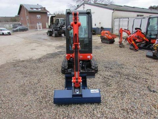 Kubota KX 019-4 Minibagger 26.750 EUR - Mini escavadeira: foto 3 Kubota KX 019-4 Minibagger 26.750 EUR - Mini escavadeira: foto 3