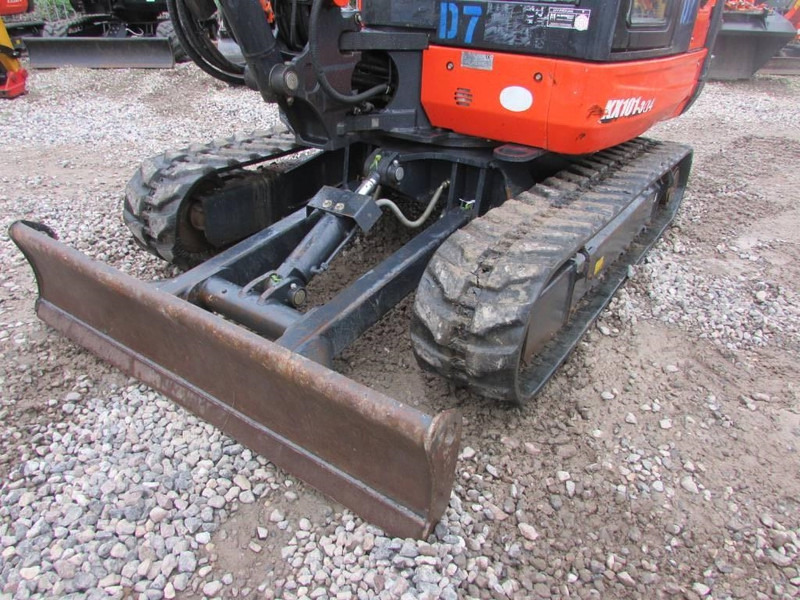 Kubota KX 101-3 alpha 4 HI Minibagger 22.500 EUR - Mini escavadeira: foto 3 Kubota KX 101-3 alpha 4 HI Minibagger 22.500 EUR - Mini escavadeira: foto 3