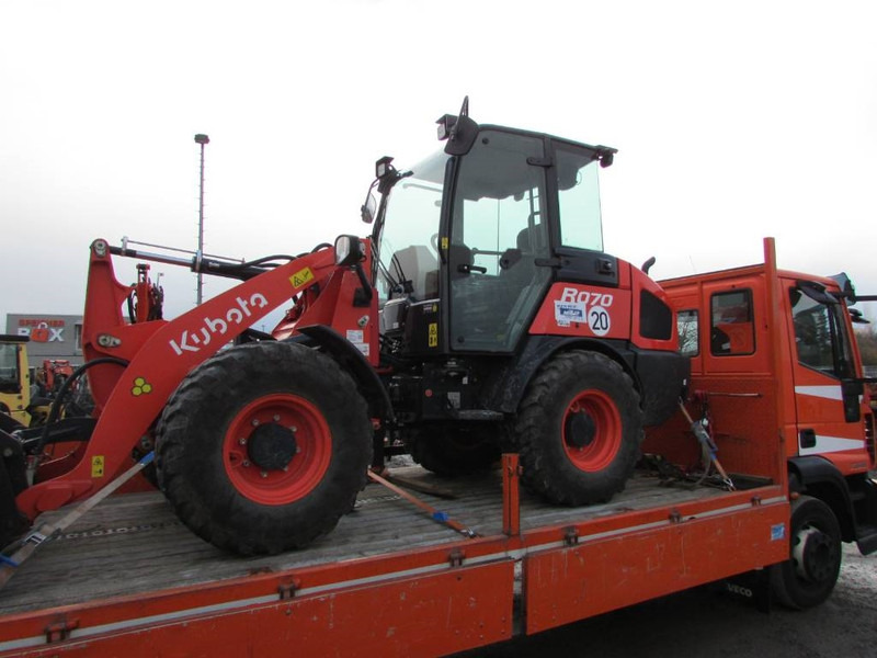 Kubota R 070 Radlader 35.800 EUR - Carregadeira de rodas: foto 3 Kubota R 070 Radlader 35.800 EUR - Carregadeira de rodas: foto 3